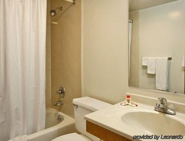 Super 8 By Wyndham Harrisburg Hershey West Номер фото