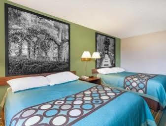 Super 8 By Wyndham Harrisburg Hershey West Екстер'єр фото